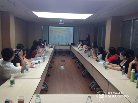 http://localhost:82/uploads/%E6%96%B0%E9%97%BB%E7%85%A7%E7%89%87/%E9%87%91%E6%B8%AF/201307%E5%8C%97%E4%BA%AC%E6%B8%B8%E5%AD%A6009-%E9%99%88%E4%BF%8A%E8%A7%86%E7%82%B9.jpg