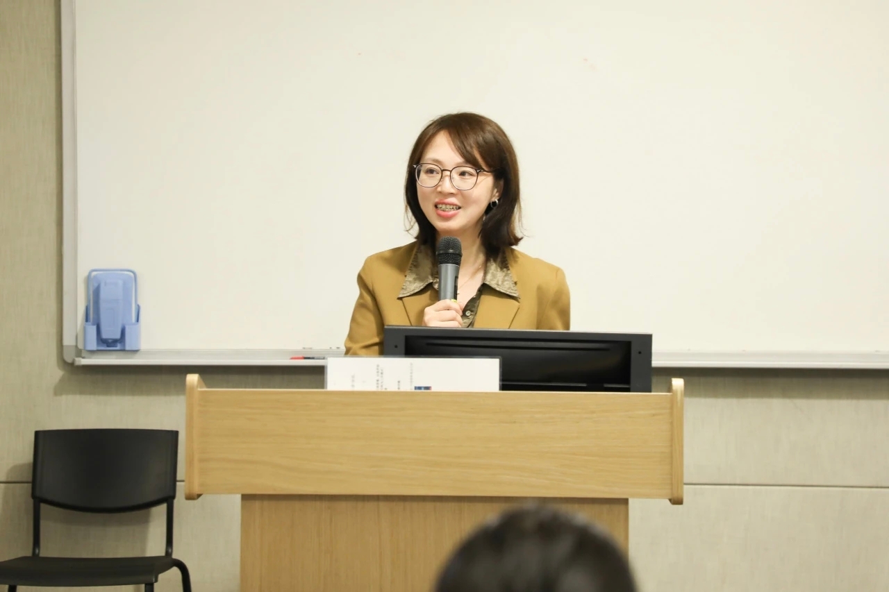 欧老师.jpg 欧老师.jpg