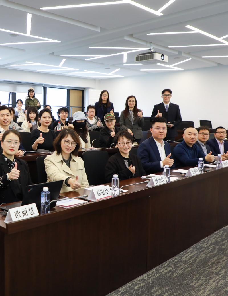 职业罗盘指引方向，产教融合铸就未来——经管学院证券行业...图