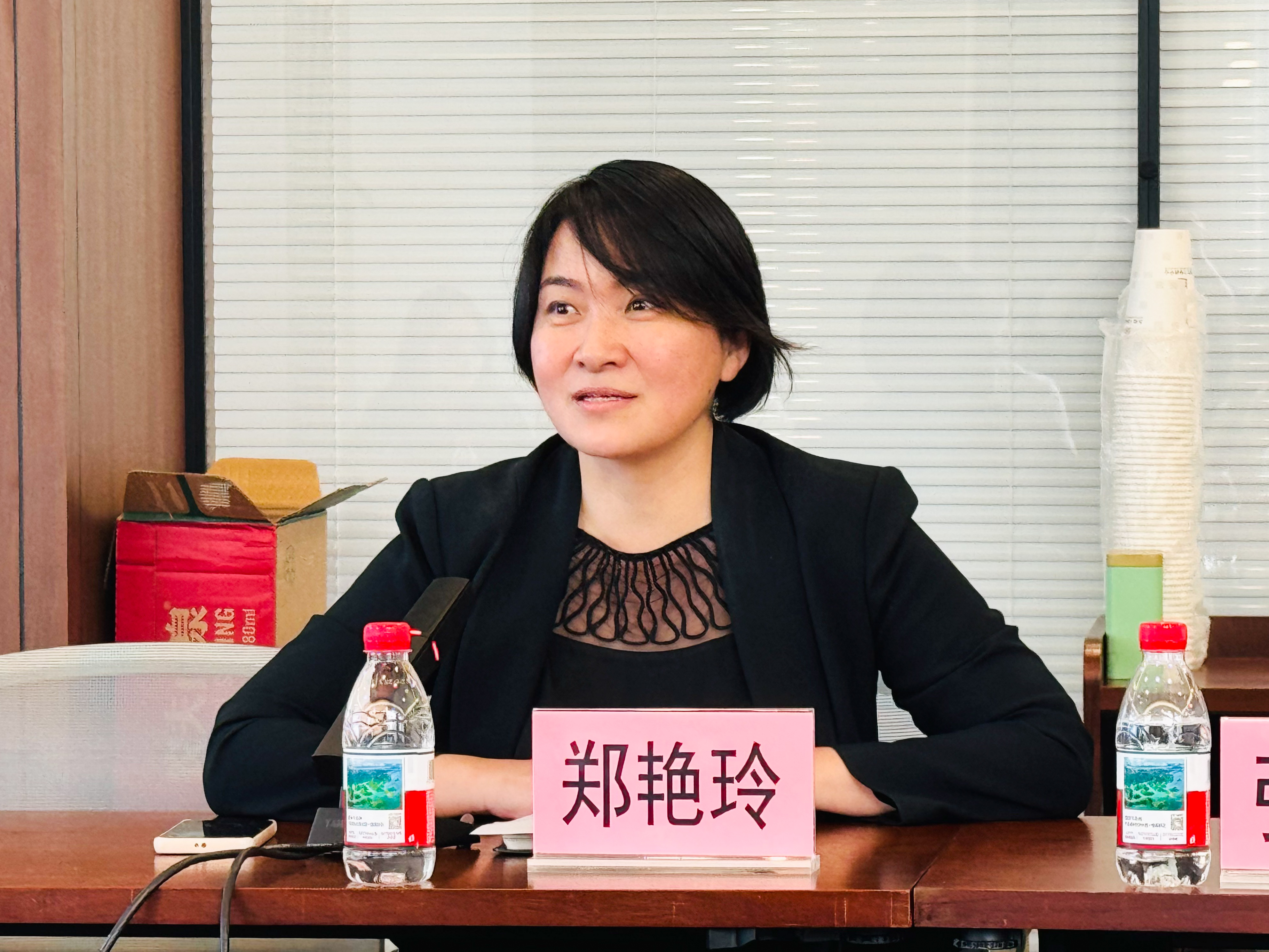 企业说-郑艳玲.jpg