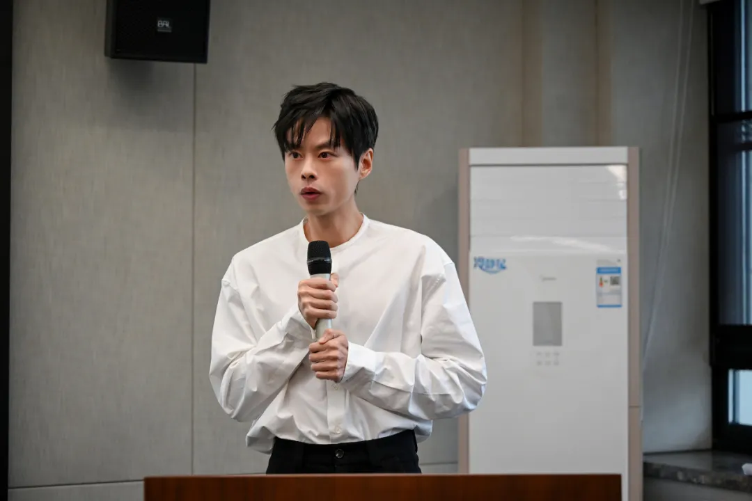 第十八届MBA学生联合会宣传部部长景隽发言.png 第十八届MBA学生联合会宣传部部长景隽发言.png